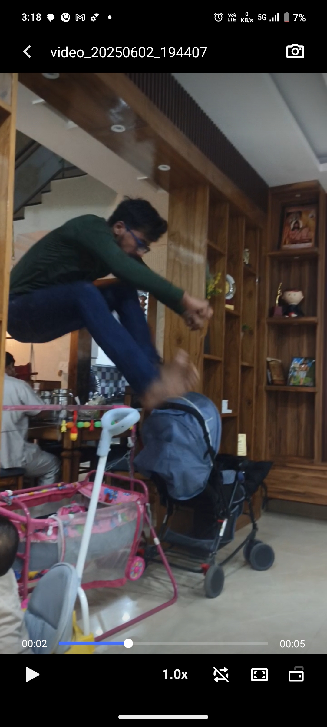 Barbie Dreamtopia Princess Doll (11.5-inch) with Extra-Long Two-Tone Fantasy Hair, Hairbrush, Tiaras and Styling Accessories, Gift for Ages 3+